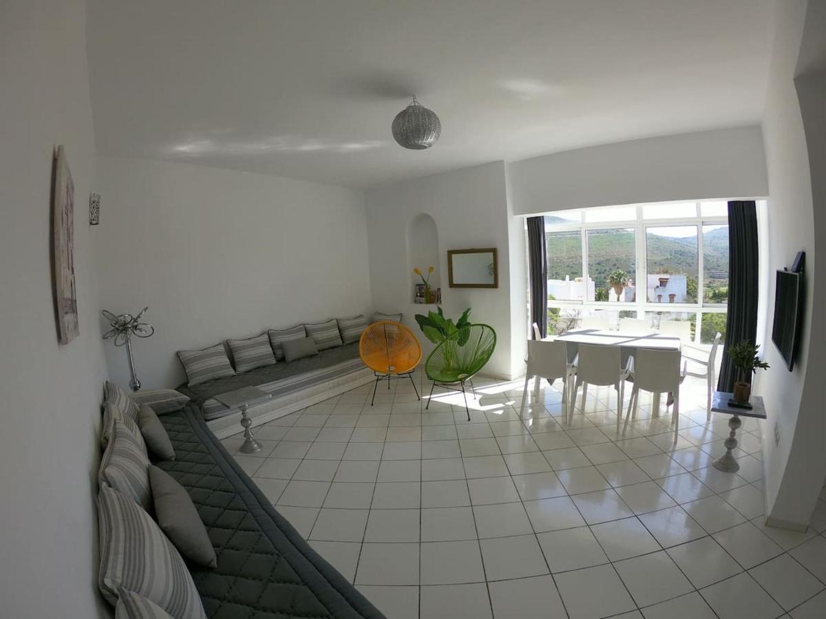 Tanger Cap Spartel - Duplex 110m2 face aux plages Buitenkant foto