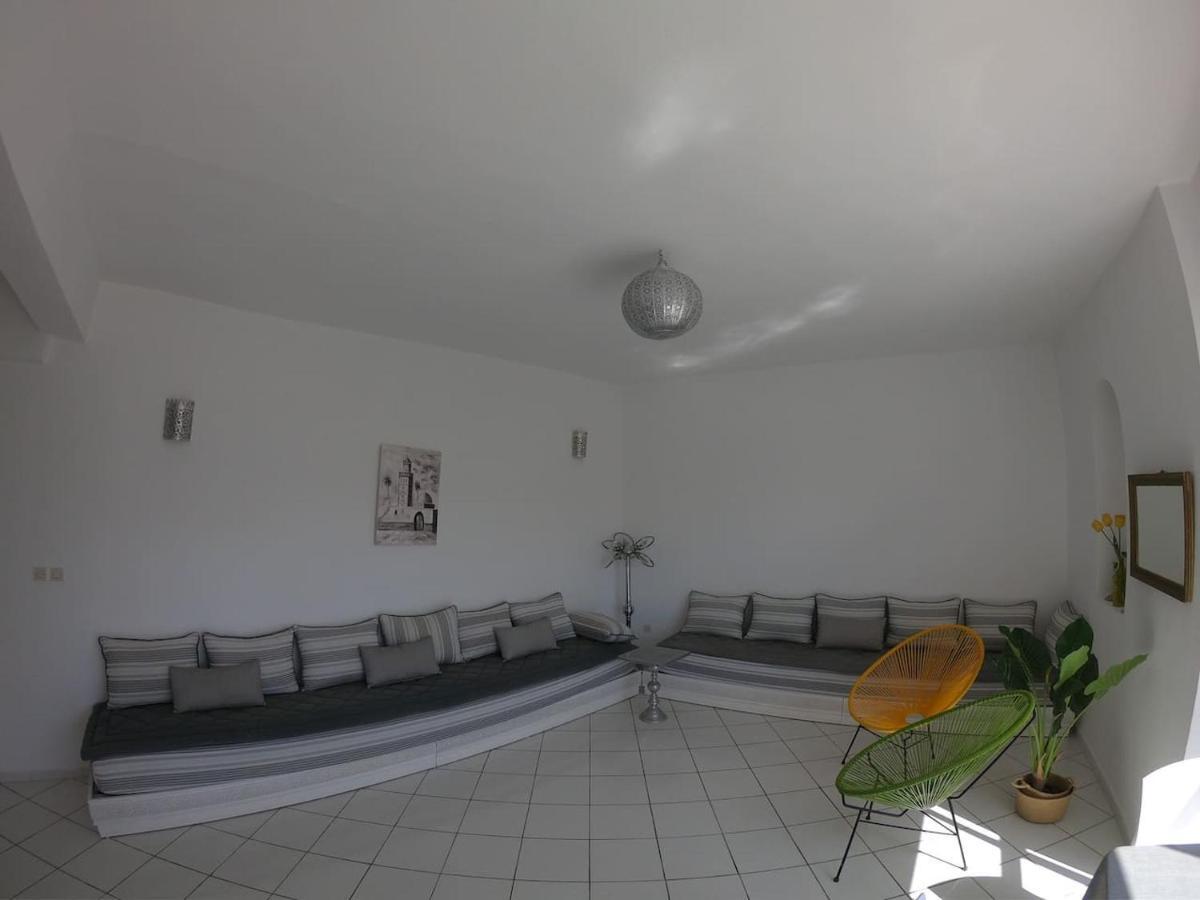Tanger Cap Spartel - Duplex 110m2 face aux plages Buitenkant foto