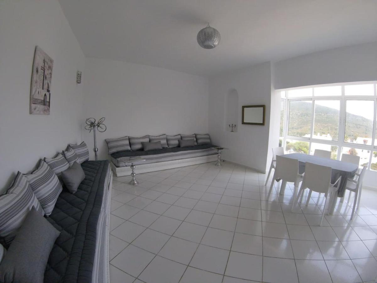 Tanger Cap Spartel - Duplex 110m2 face aux plages Buitenkant foto